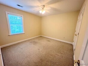 108 Laurens Ln in Colonial Heights, VA - Building Photo - Building Photo