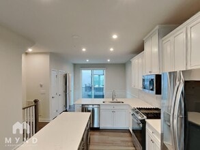 432 W Tremont Ave in Charlotte, NC - Foto de edificio - Building Photo