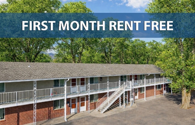 319-321 E Brookside St