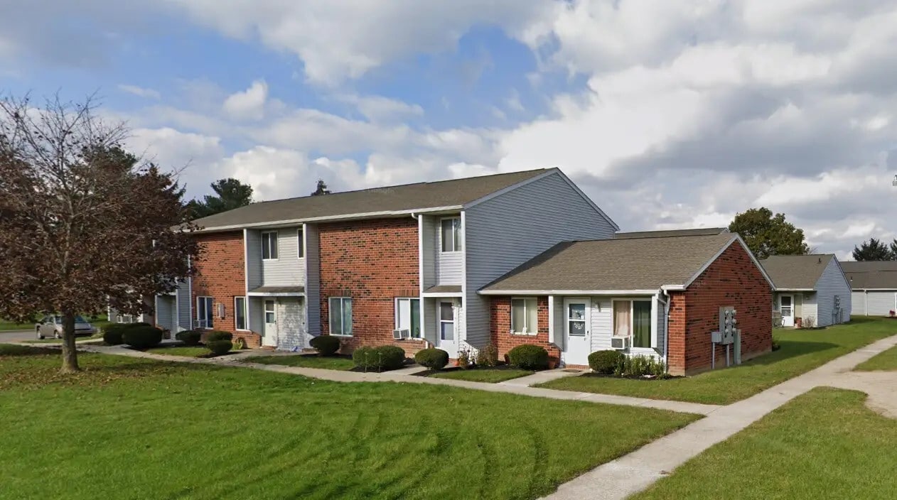 500 Highland Pkwy in Upper Sandusky, OH - Building Photo