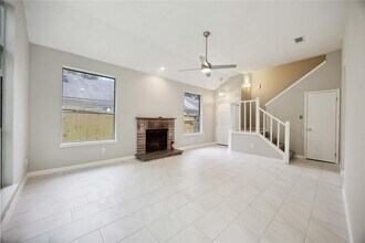 12215 Cardston Ct in Tomball, TX - Building Photo - Building Photo