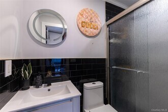 48 Essex St in Brooklyn, NY - Building Photo - Building Photo