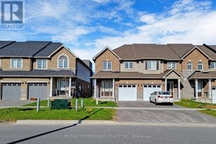 1634 Hetherington Dr in Peterborough, ON - Building Photo