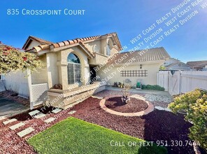 835 Crosspoint Ct in San Diego, CA - Building Photo - Building Photo