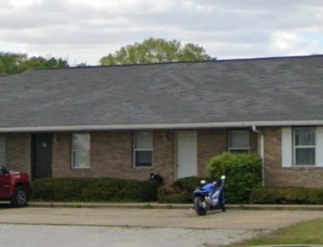 8701 N Raintree Ct in Terre Haute, IN - Building Photo - Building Photo