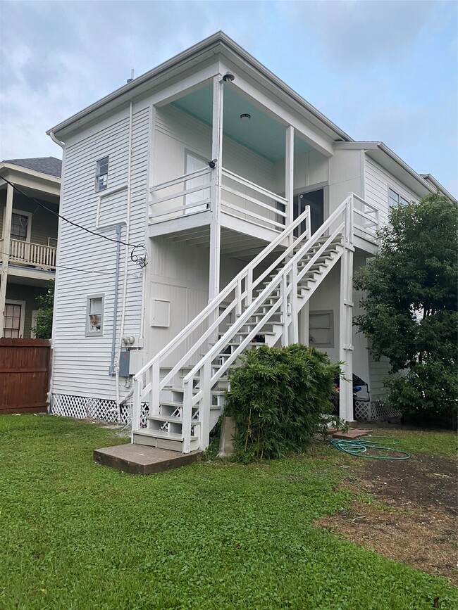 2121 Avenue K in Galveston, TX - Building Photo - Building Photo