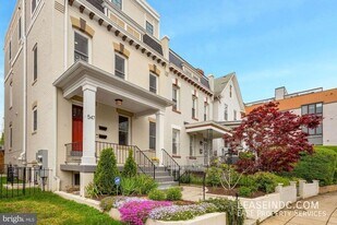 547 Park Rd NW in Washington, DC - Building Photo