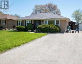 179 Bartley Bull Pkwy in Brampton, ON - Building Photo