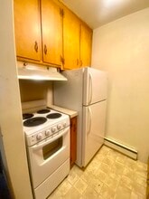 8 N Chestnut St in Mount Joy, PA - Building Photo - Building Photo