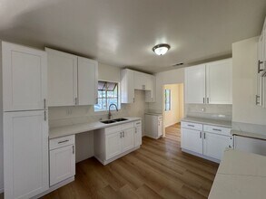4202 Maury Ave in Long Beach, CA - Building Photo - Building Photo