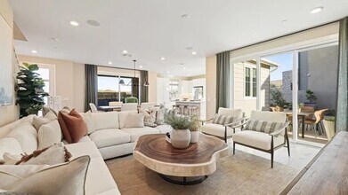 27109 Tamarack Ln in Valencia, CA - Building Photo - Building Photo