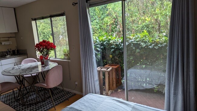 property at 836 N La Jolla Ave