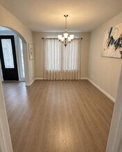 221 Ashley Way in Alvin, TX - Building Photo - Building Photo