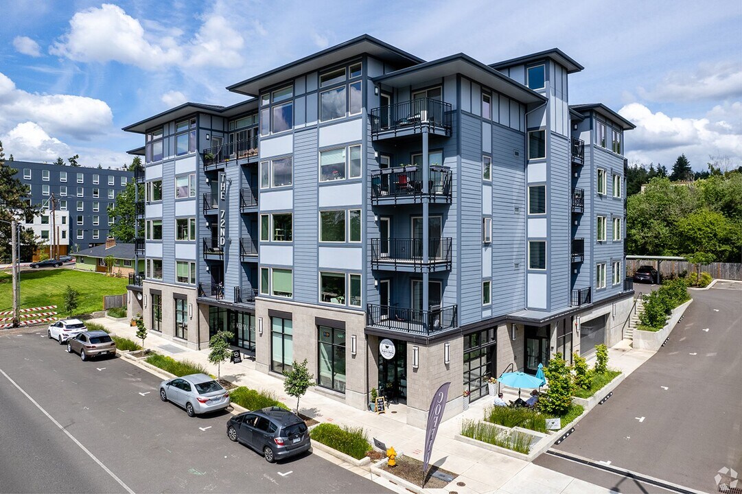 The 72nd Apartments in Tigard, OR - Building Photo