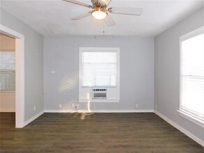 515 Gober St in Denton, TX - Building Photo - Building Photo