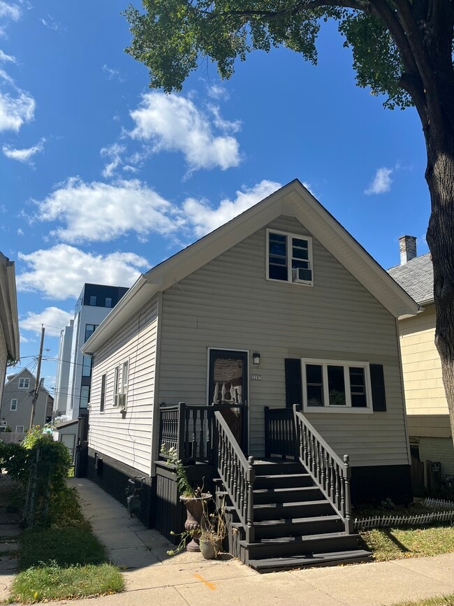 property at 2205 South Allis Street