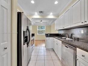 858 NW 170th Terrace in Pembroke Pines, FL - Building Photo - Building Photo