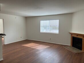 832 N Hayworth Ave, Unit 1 in Los Angeles, CA - Building Photo - Building Photo