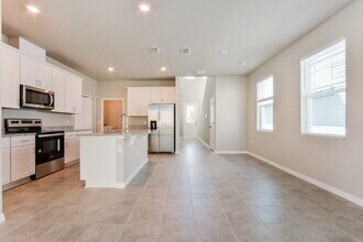 2431 Gold Dust Dr in Minneola, FL - Building Photo - Building Photo