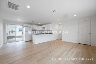 904 S Alderwood Dr in Moses Lake, WA - Building Photo - Building Photo