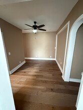 8 Hagood Ave in Charleston, SC - Building Photo - Building Photo