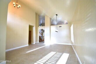 768 E Irma Ln in Phoenix, AZ - Building Photo - Building Photo