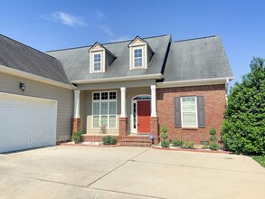 8193 Kaitlin Ln in Ooltewah, TN - Building Photo - Building Photo