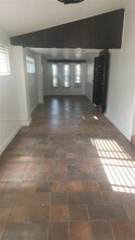 2174 NE 182nd St in North Miami Beach, FL - Building Photo - Building Photo