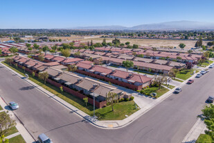 Tyner Ranch in Bakersfield, CA - Building Photo