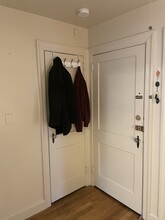 55 Nathan Rd, Unit 1 in Waltham, MA - Foto de edificio - Building Photo