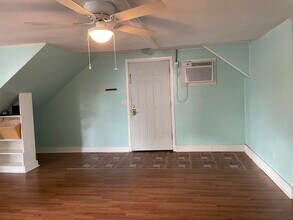 1015 S Peninsula Dr in Daytona Beach, FL - Building Photo - Building Photo
