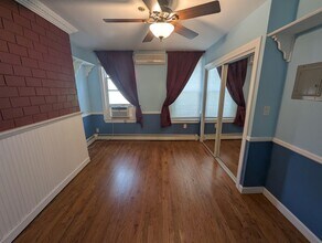 466 Monmouth St in Jersey City, NJ - Building Photo - Building Photo