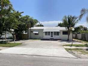 1841 Taft St in Hollywood, FL - Building Photo - Primary Photo