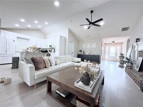 138 Livingston Ct in Winder, GA - Building Photo - Building Photo