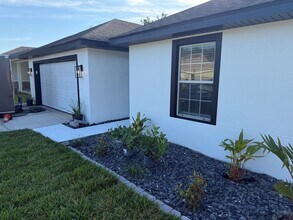 56 Levee Ln in Ormond Beach, FL - Building Photo - Building Photo