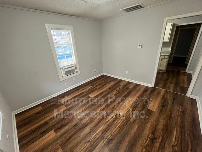 677 Buntyn St in Memphis, TN - Building Photo - Building Photo