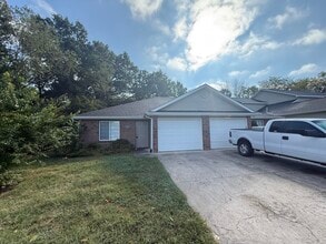 1762 N Orie Dr in Columbia, MO - Building Photo - Building Photo
