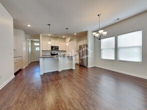 330 Crabapple Cir in Savannah, GA - Foto de edificio - Building Photo