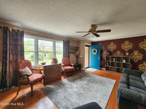 167 Peninsula Manor Rd in Hubert, NC - Building Photo - Building Photo