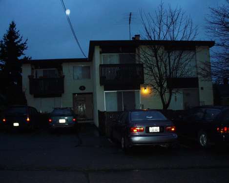 Oaktree Apartments in Seattle, WA - Building Photo