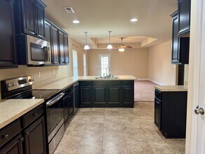 176 Harold Murphy Dr in Madison, AL - Building Photo - Building Photo