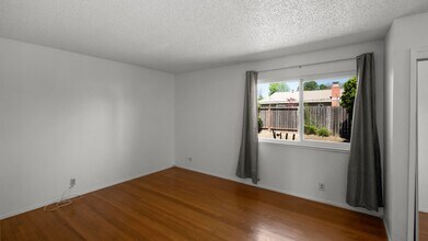 392 Begonia Blvd in Fairfield, CA - Building Photo - Building Photo