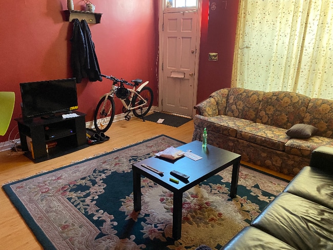 331 S Fremont Ave in Baltimore, MD - Foto de edificio - Building Photo