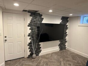 24 Leslie Rd in Newton, MA - Building Photo - Building Photo