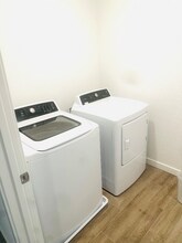 5937 Littlestone St in Sacramento, CA - Foto de edificio - Building Photo