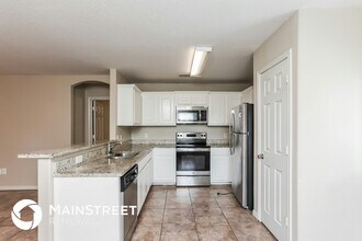 11407 Indian Canyon in San Antonio, TX - Foto de edificio - Building Photo