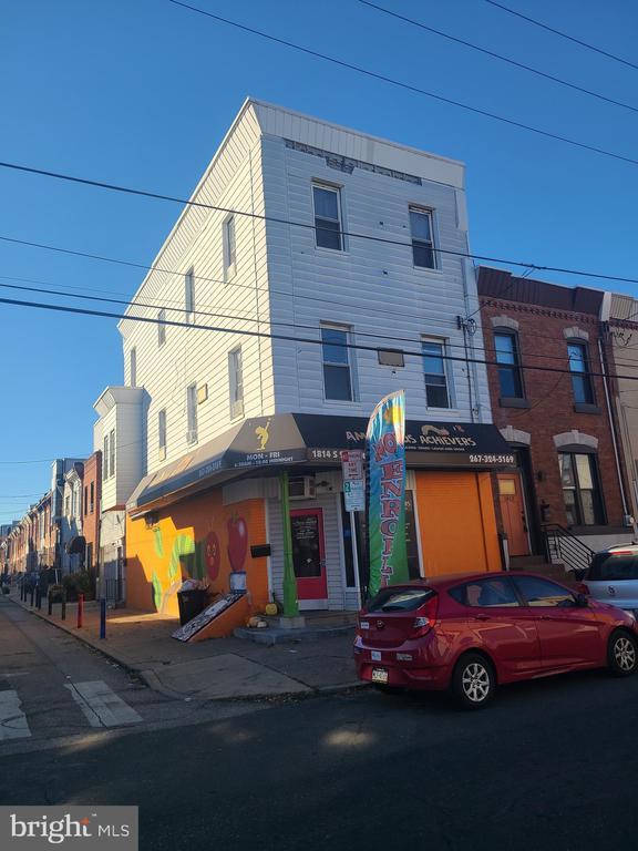 property at 1814 S 20th St