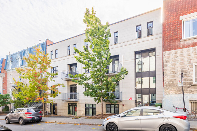 1080 De L'hôtel-De-Ville Av in Montréal, QC - Building Photo - Building Photo