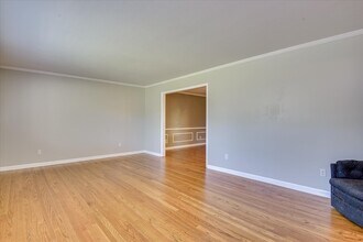 813 Hammond Dr in North Augusta, SC - Building Photo - Building Photo