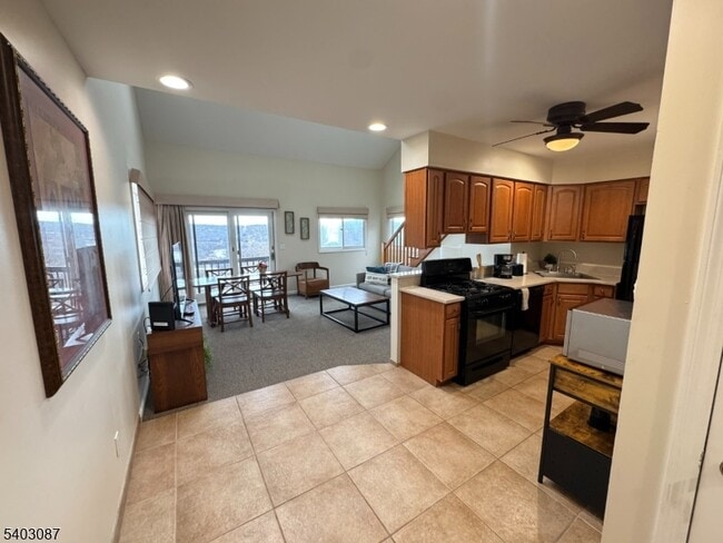 3 Telemark Dr in Vernon, NJ - Building Photo - Building Photo